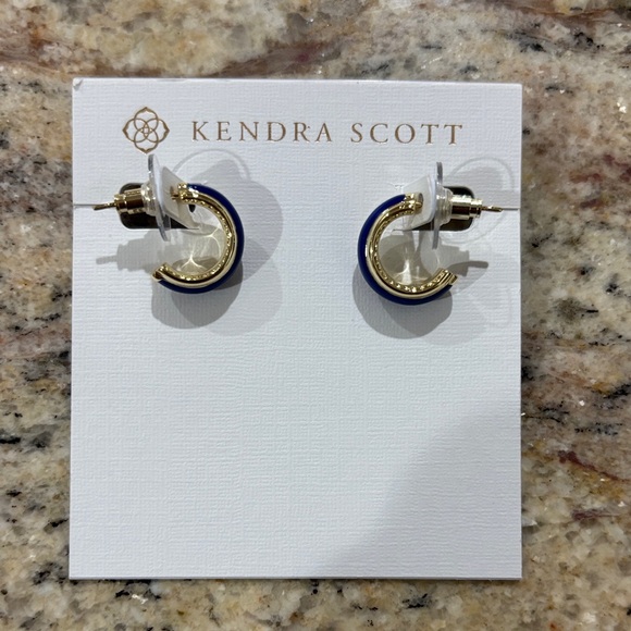 Kendra Scott Gold and Navy Ainsley Huggie Earrings NWT - Picture 2 of 5